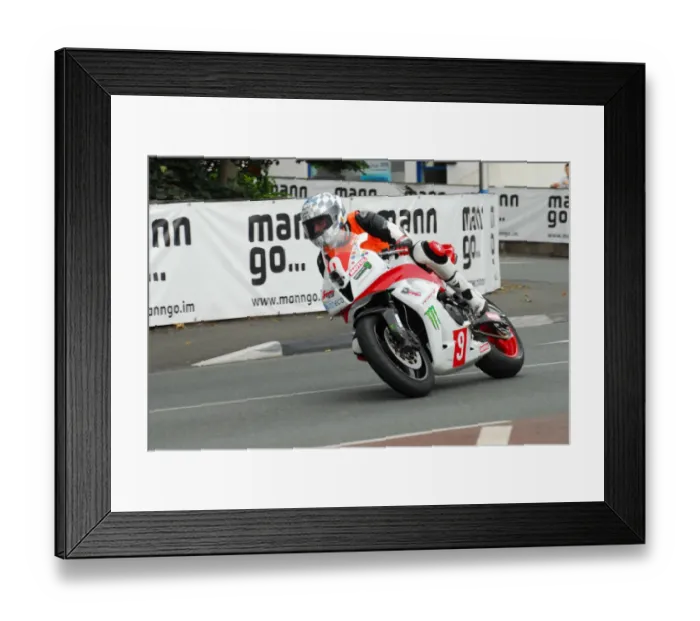 Framed Print : Petre Pop (Honda) 2013 Newcomers Manx Grand Prix