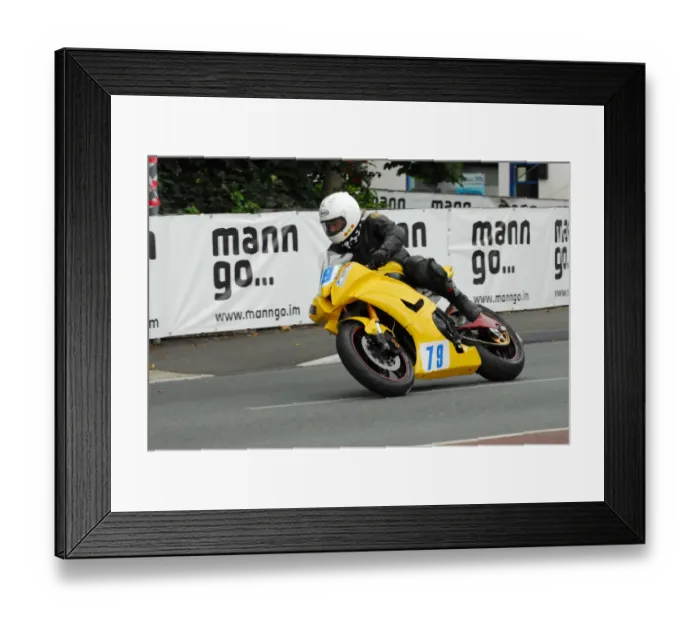 Framed Print : Stephen Carr (Yamaha) 2013 Junior Manx Grand Prix