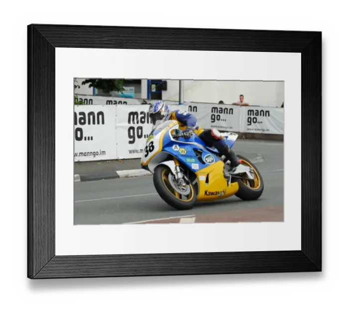 Framed Print : Andy Lovett (Kawasaki) 2013 Formula One Classic TT Framed Print : Andy Lovett (Kawasaki) 2013 Formula One Classic TT