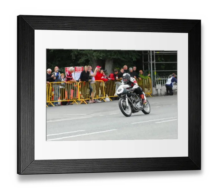 Framed Print : John Brindley (Norton Metisse) 2013 Classic TT Lap of Honour Framed Print : John Brindley (Norton Metisse) 2013 Classic TT Lap of Honour