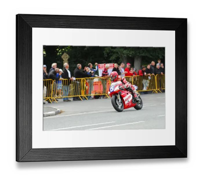 Framed Print : Ian Richards (Yamaha) 2013 Classic TT Lap of Honour Framed Print : Ian Richards (Yamaha) 2013 Classic TT Lap of Honour