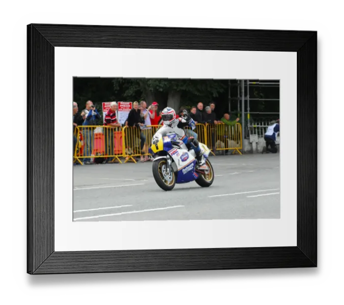 Framed Print : Freddie Spencer (Honda) 2013 Classic TT Lap of Honour Framed Print : Freddie Spencer (Honda) 2013 Classic TT Lap of Honour