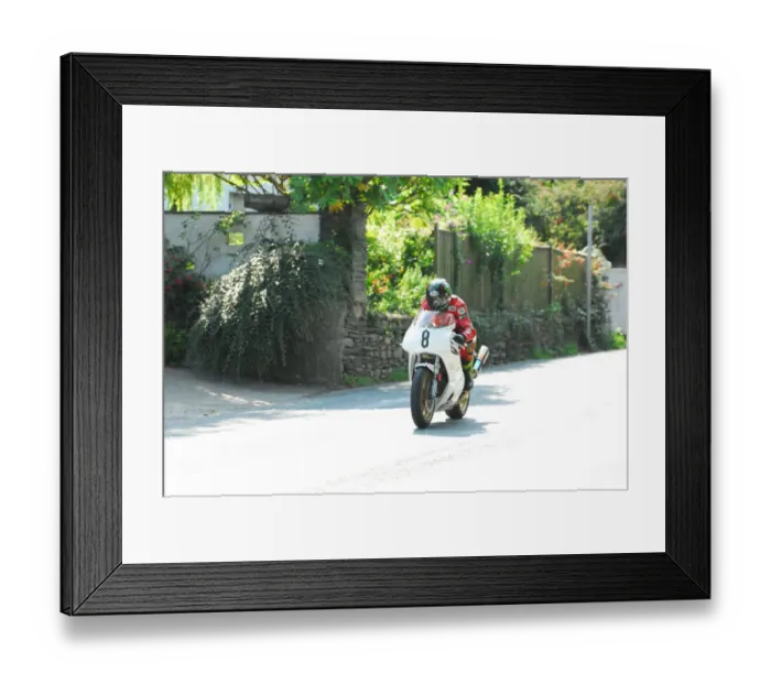 Framed Print : Dan Sayle (Suzuki) 2013 Formula One Classic TT Framed Print : Dan Sayle (Suzuki) 2013 Formula One Classic TT