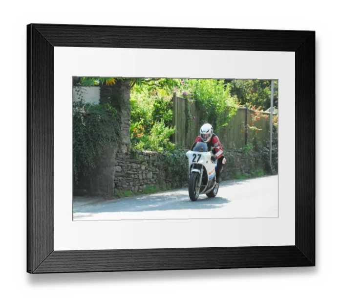 Framed Print : Paul Coward (Suzuki) 2013 Formula One Classic TT Framed Print : Paul Coward (Suzuki) 2013 Formula One Classic TT