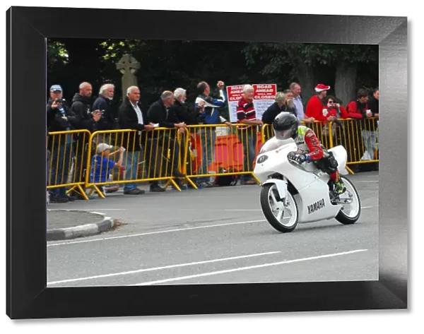 Rich Mortimer (Yamaha) 2013 Classic TT Lap of Honour