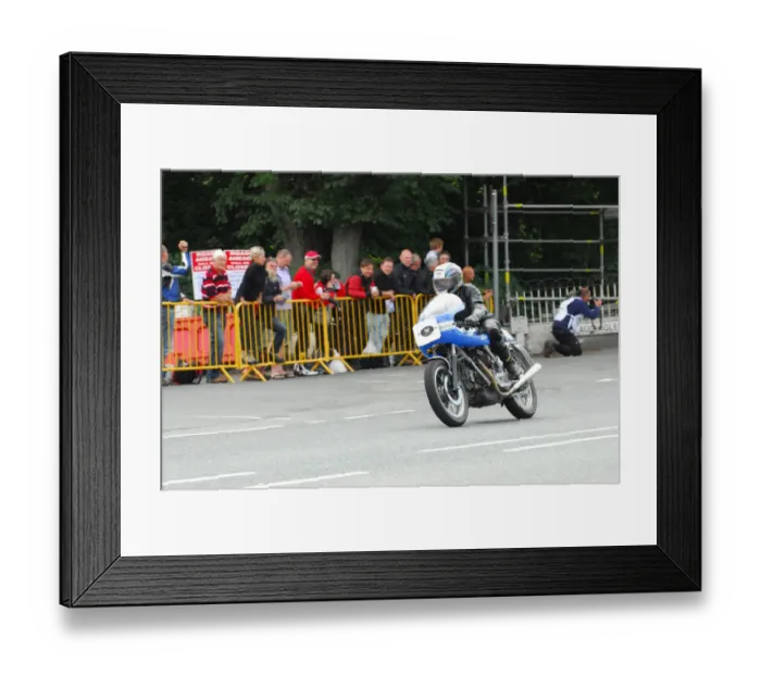 Framed Print : David Cartwright (Ducati) 2013 Classic TT Lap of Honour Framed Print : David Cartwright (Ducati) 2013 Classic TT Lap of Honour