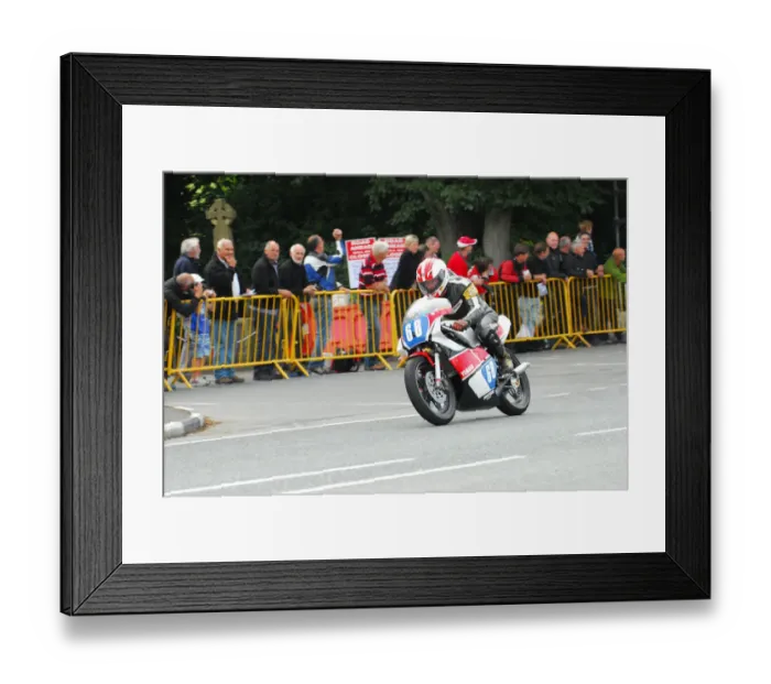 Framed Print : Ian Draper (Yamaha) 2013 Classic TT Lap of Honour Framed Print : Ian Draper (Yamaha) 2013 Classic TT Lap of Honour