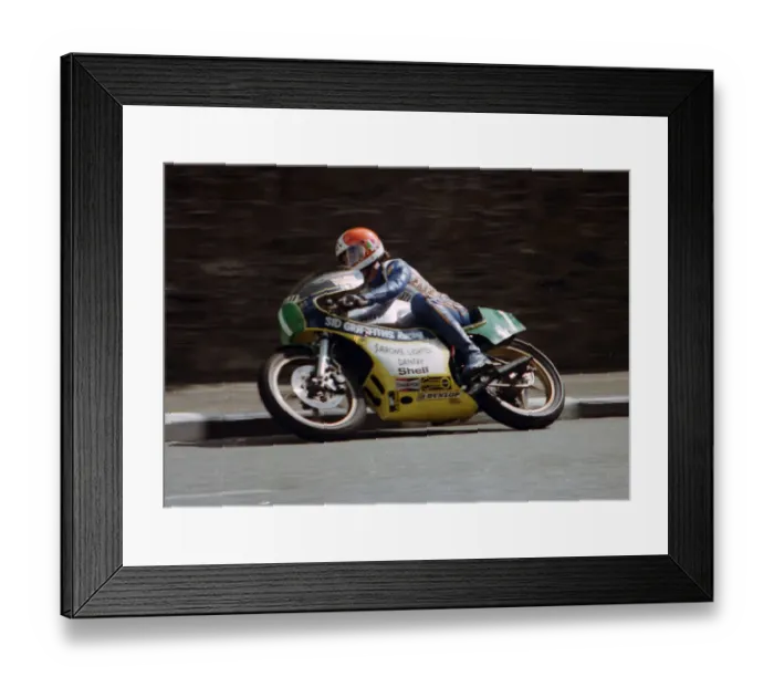 Framed Print : Chas Mortimer (Yamaha) 1979 Junior TT Framed Print : Chas Mortimer (Yamaha) 1979 Junior TT