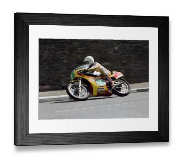 Framed Print : Graeme McGregor (Yamaha) 1979 Junior TT Framed Print : Graeme McGregor (Yamaha) 1979 Junior TT
