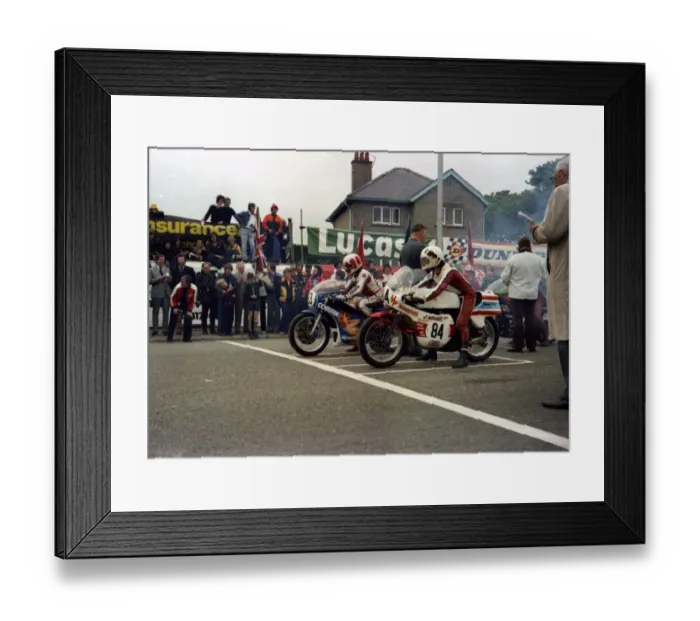 Framed Print : Vaughan Coburn (Yamaha) & Steve Moynihan (Yamaha) 1979 Classic TT Framed Print : Vaughan Coburn (Yamaha) & Steve Moynihan (Yamaha) 1979 Classic TT