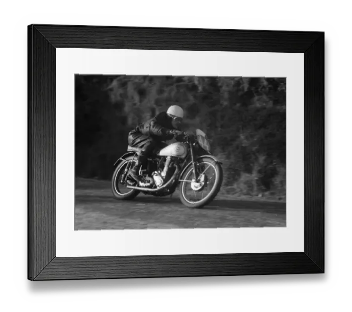 Framed Print : Owen Greenwood (BSA) 1952 Junior Clubman TT Framed Print : Owen Greenwood (BSA) 1952 Junior Clubman TT