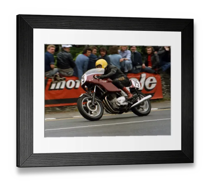 Framed Print : Geoff Kelly (Laverda) 1979 Classic TT