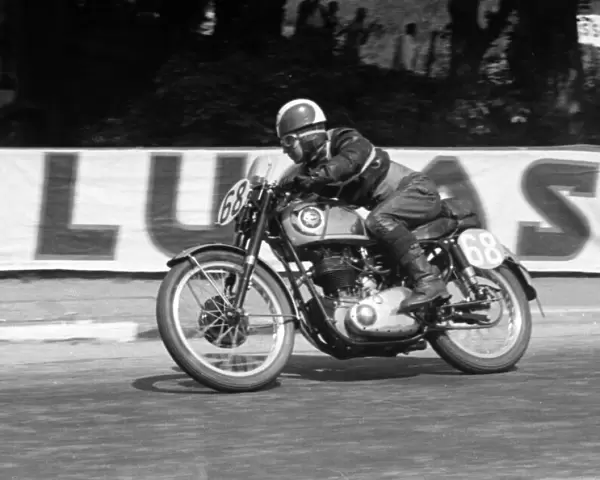 Roy Capner (BSA) 1953 Junior Clubman TT