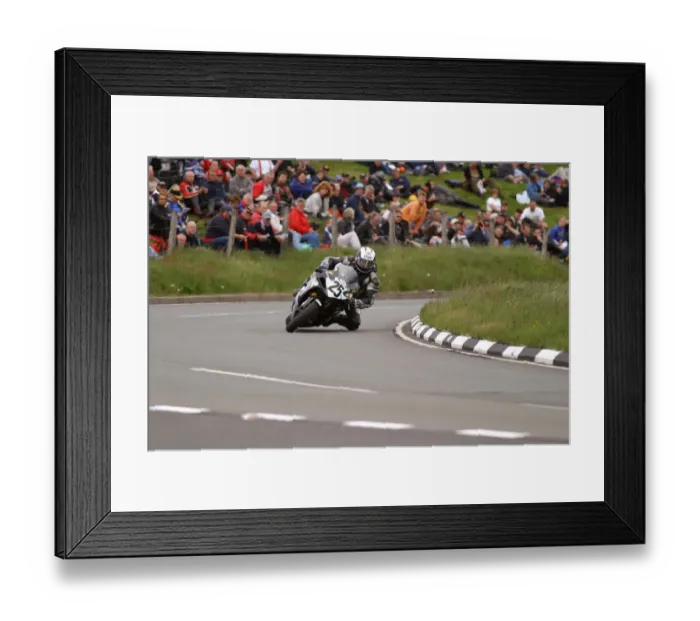 Framed Print : Mirko Kalsek (Suzuki) 2004 Formula One TT