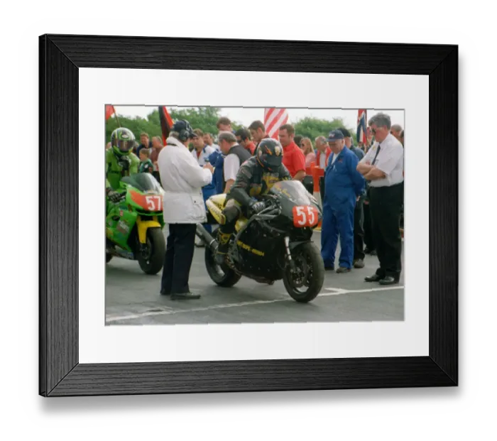 Framed Print : Glyn Jones (Triumph) 1999 Production TT Framed Print : Glyn Jones (Triumph) 1999 Production TT
