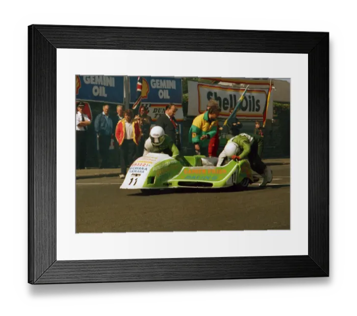 Framed Print : Martin Murphy & John Cushnahan (Yamaha) 1988 Sidecar TT Framed Print : Martin Murphy & John Cushnahan (Yamaha) 1988 Sidecar TT