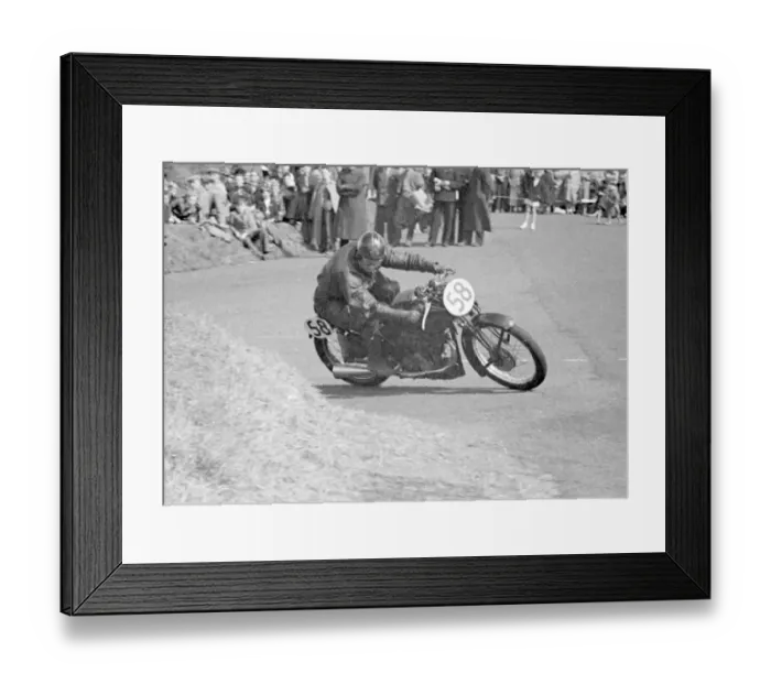 Framed Print : Dennis Lashmar (Velocette) 1950 Junior Ulster Grand Prix Framed Print : Dennis Lashmar (Velocette) 1950 Junior Ulster Grand Prix