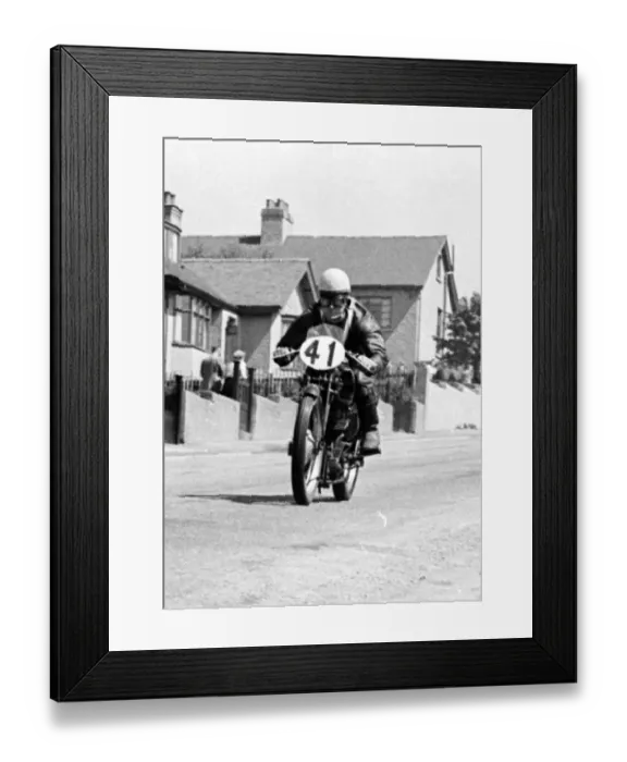 Framed Print : George Morgan (Velocette) 1950 Junior TT Framed Print : George Morgan (Velocette) 1950 Junior TT