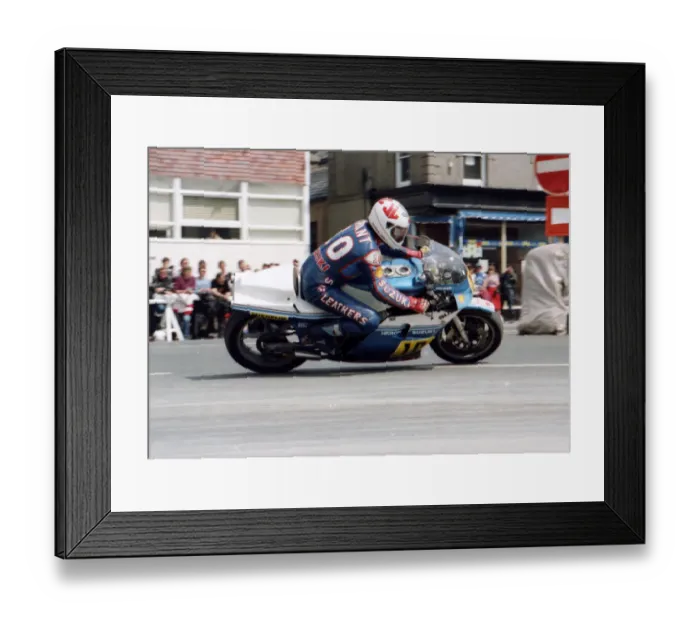 Framed Print : Mick Grant (Suzuki) 1984 Senior TT Framed Print : Mick Grant (Suzuki) 1984 Senior TT