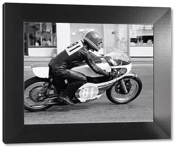Joe Lindsay (Yamaha) 1975 Junior Manx Grand Prix