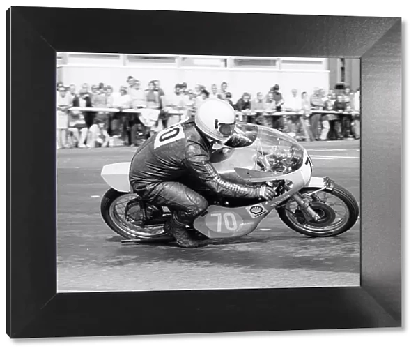 Jack Higham (Yamaha) 1975 Junior Manx Grand Prix