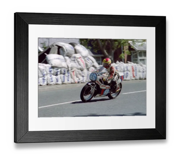 Framed Print : Graham Cannell (Yamaha) 1982 Junior TT Framed Print : Graham Cannell (Yamaha) 1982 Junior TT
