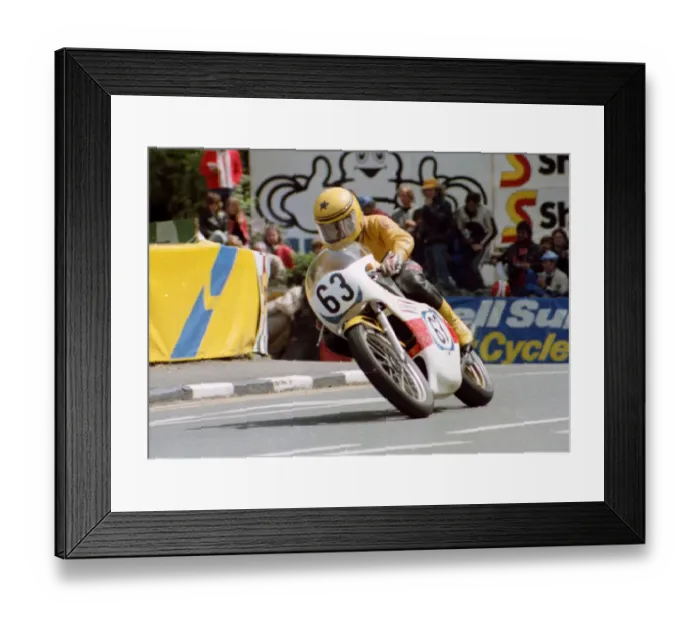 Framed Print : Neil Tuxworth (Yamaha) 1982 Classic TT Framed Print : Neil Tuxworth (Yamaha) 1982 Classic TT