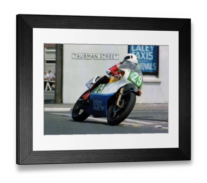 Framed Print : Steve Moynihan (Armstrong) 1982 Junior TT Framed Print : Steve Moynihan (Armstrong) 1982 Junior TT