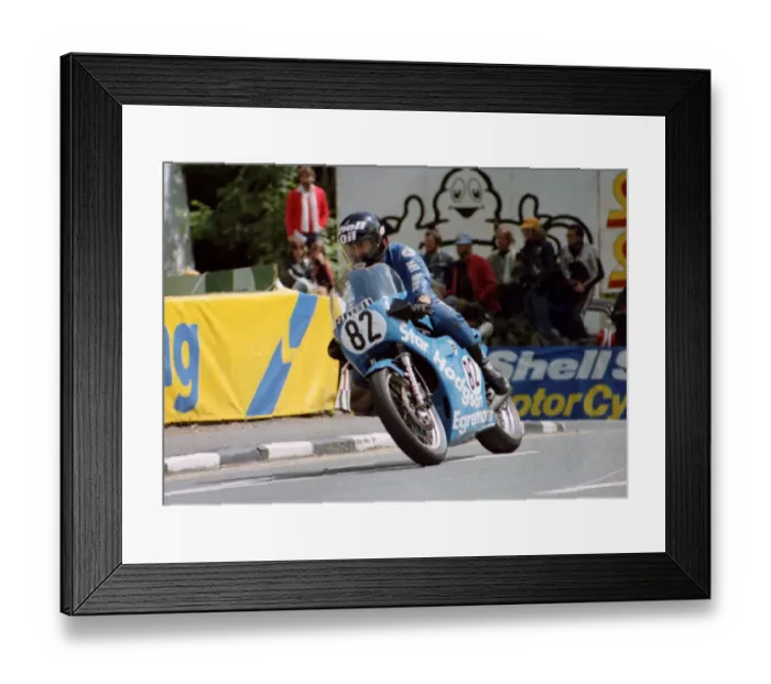 Framed Print : Dave East (Suzuki) 1982 Classic TT Framed Print : Dave East (Suzuki) 1982 Classic TT