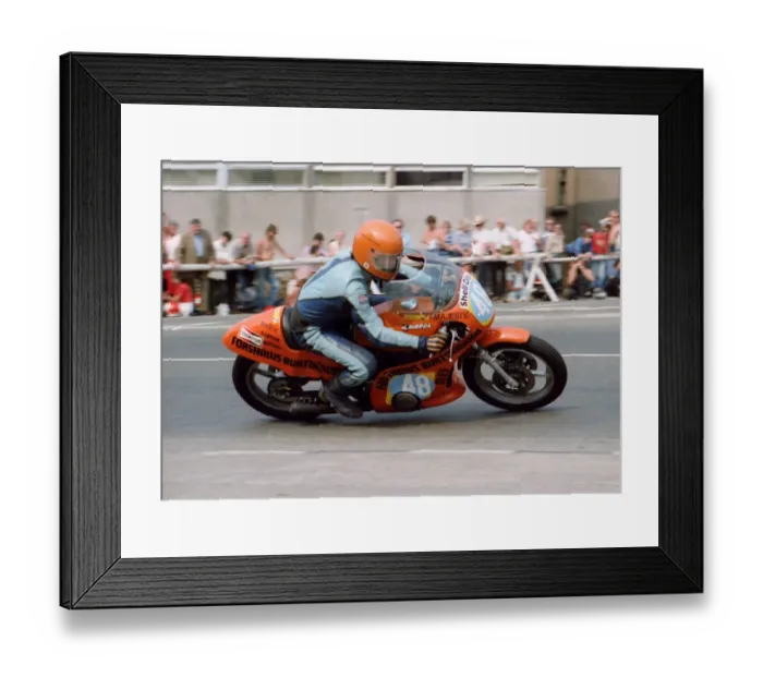 Framed Print : Barry Roberts (Laverda) 1982 Formula Two TT Framed Print : Barry Roberts (Laverda) 1982 Formula Two TT