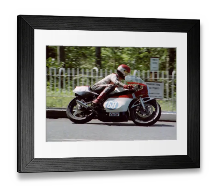 Framed Print : George Linder (Yamaha) 1982 350 TT Framed Print : George Linder (Yamaha) 1982 350 TT