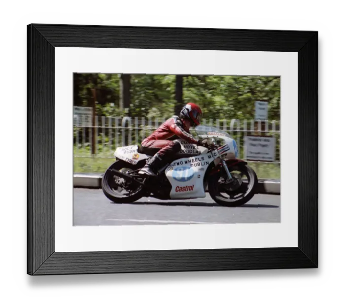 Framed Print : Eric Galbraith (Yamaha) 1982 350 TT Framed Print : Eric Galbraith (Yamaha) 1982 350 TT