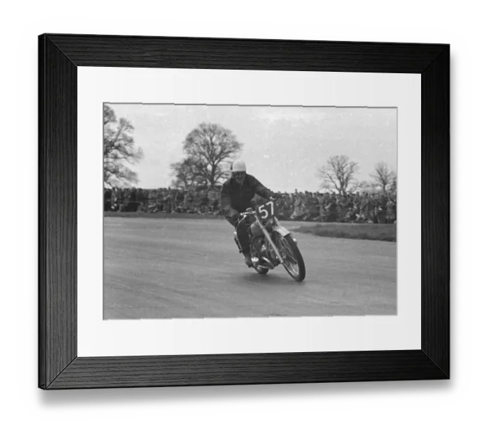 Framed Print : Doug Parris (Douglas) 1950 Junior Clubmans Silverstone Framed Print : Doug Parris (Douglas) 1950 Junior Clubmans Silverstone