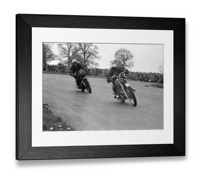 Framed Print : N Banks (Douglas, 63) & D A Hutson (AJS) 1950 Junior Clubmans Silverstone Framed Print : N Banks (Douglas, 63) & D A Hutson (AJS) 1950 Junior Clubmans Silverstone