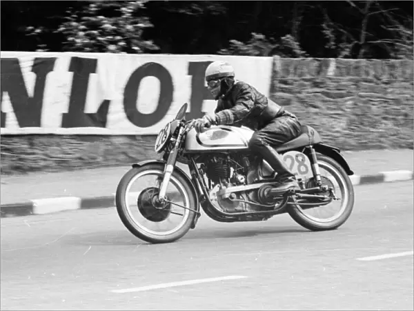 Sven Sorensen (Excelsior) 1952 Lightweight TT