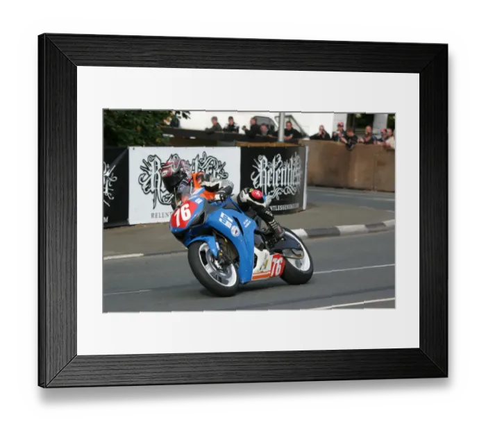 Framed Print : Carrol Gittere (Honda) 2009 Superstock TT Framed Print : Carrol Gittere (Honda) 2009 Superstock TT