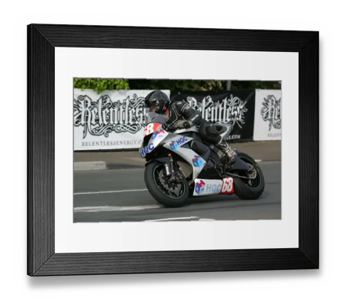 Framed Print : Adrian Clark (Kawasaki) 2009 Superstock TT Framed Print : Adrian Clark (Kawasaki) 2009 Superstock TT