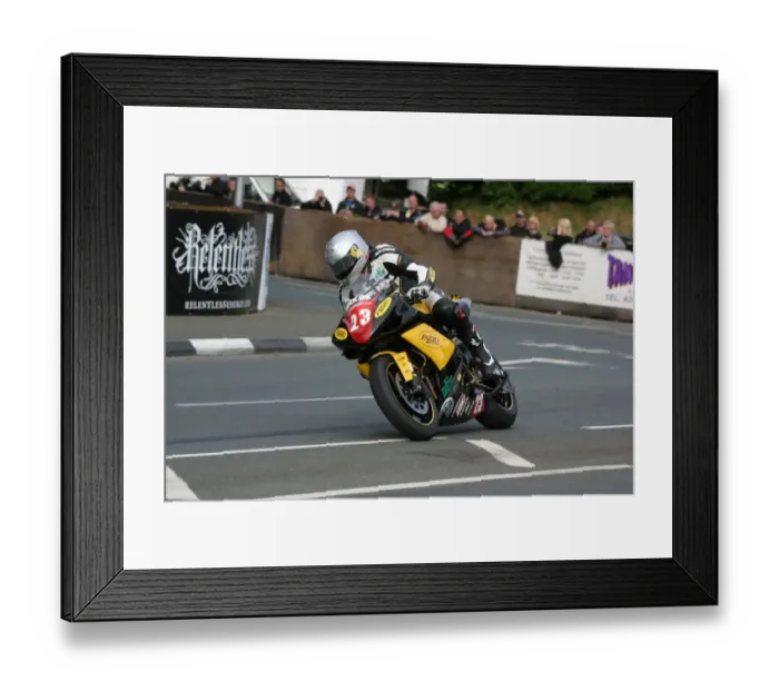 Framed Print : James McBride (Yamaha) 2009 Superstock TT Framed Print : James McBride (Yamaha) 2009 Superstock TT