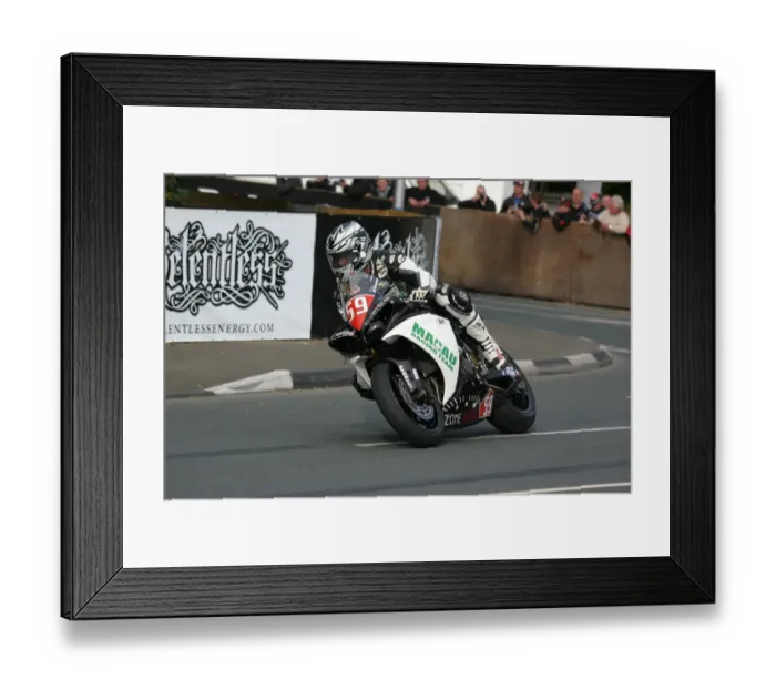 Framed Print : Marc Fissette (Yamaha) 2009 Superstock TT Framed Print : Marc Fissette (Yamaha) 2009 Superstock TT