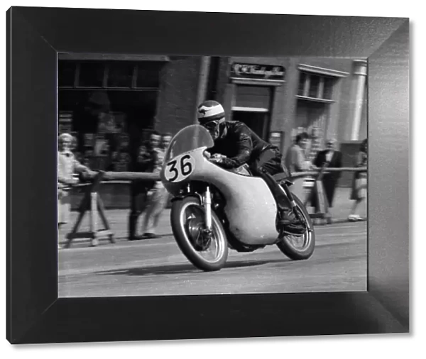 Tom Phillis (Norton) 1958 Junior TT