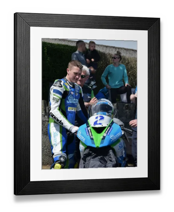 Framed Print : Dean Harrison (Kawasaki) 2019 Supersport TT Framed Print : Dean Harrison (Kawasaki) 2019 Supersport TT
