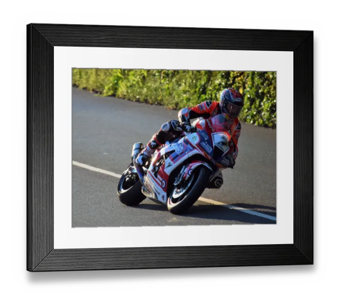 Framed Print : Gary Johnson (Kawasaki) 2019 Superstock TT Framed Print : Gary Johnson (Kawasaki) 2019 Superstock TT