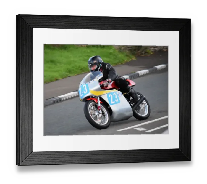 Framed Print : Ewan Hamilton (Honda) 2018 Junior Classic TT Framed Print : Ewan Hamilton (Honda) 2018 Junior Classic TT