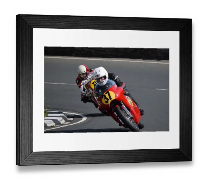 Framed Print : Keith Dixon (Matchless) 2018 Senior Classic TT Framed Print : Keith Dixon (Matchless) 2018 Senior Classic TT