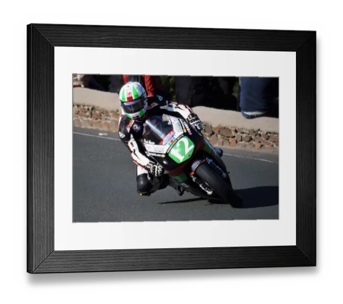 Framed Print : Paul Owen (Honda) 2018 Lightweight Classic TT Framed Print : Paul Owen (Honda) 2018 Lightweight Classic TT