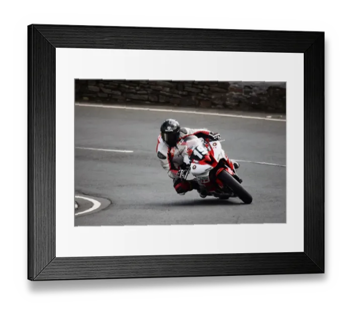 Framed Print : Andrew Fisher (Yamaha) 2018 Junior Manx Grand Prix Framed Print : Andrew Fisher (Yamaha) 2018 Junior Manx Grand Prix