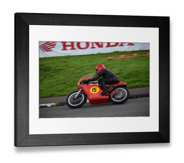 Framed Print : Bill Swallow (Ducati) 2018 Senior Classic TT Framed Print : Bill Swallow (Ducati) 2018 Senior Classic TT