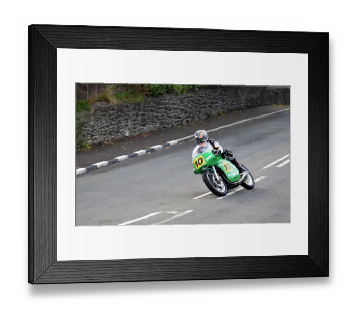 Framed Print : Maria Costello (Paton) 2018 Senior Classic TT Framed Print : Maria Costello (Paton) 2018 Senior Classic TT