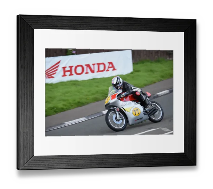Framed Print : Kevin Miller (Honda) 2018 Senior Classic TT Framed Print : Kevin Miller (Honda) 2018 Senior Classic TT