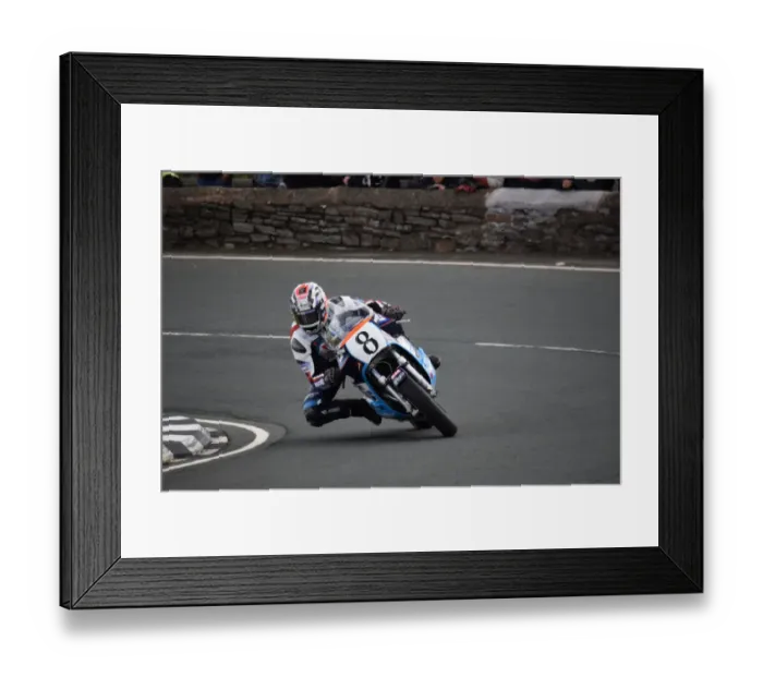 Framed Print : David Johnson (Suzuki) 2018 Superbike Classic TT Framed Print : David Johnson (Suzuki) 2018 Superbike Classic TT